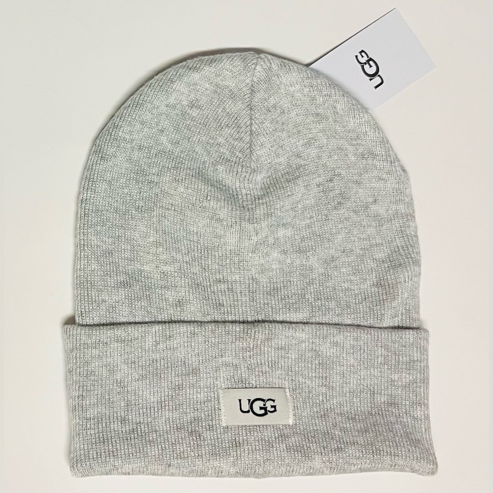 UGG Beanie Gray NEW!